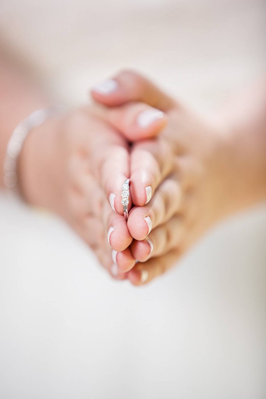 aschenputtel-hochzeitsfotograf-verlobungsring-congress-igls-tirol