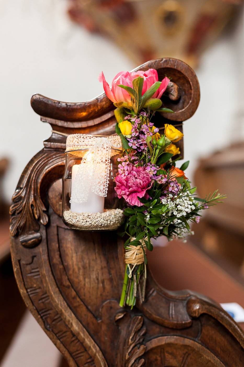 aschenputtel-hochzeitsfotograf-kirchendeko-eben-achensee