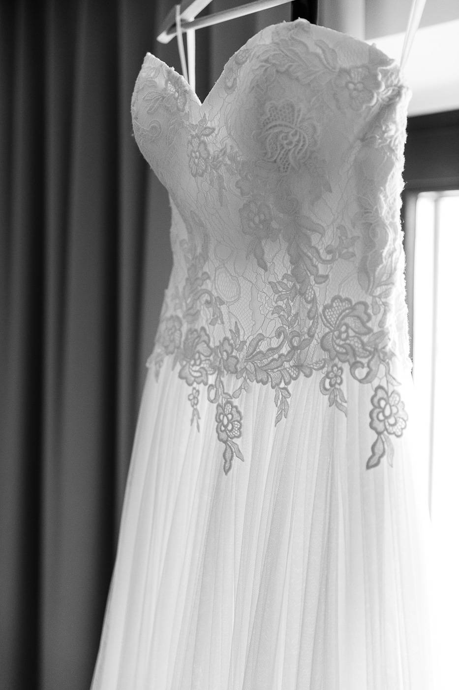 aschenputtel-hochzeitsfotograf-brautkleid-innsbruck-tirol