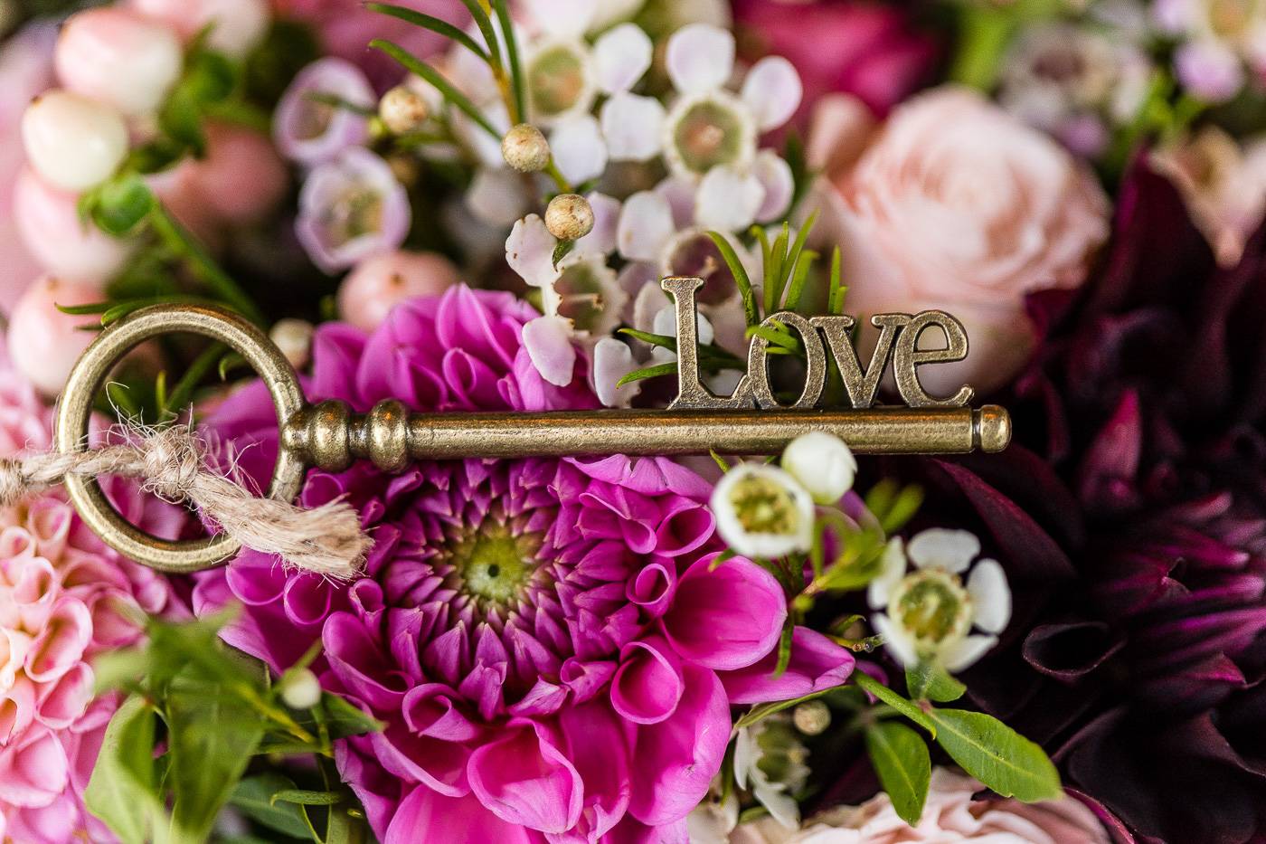 aschenputtel-hochzeitsfotograf-tischdeko-love-innsbruck-tirol