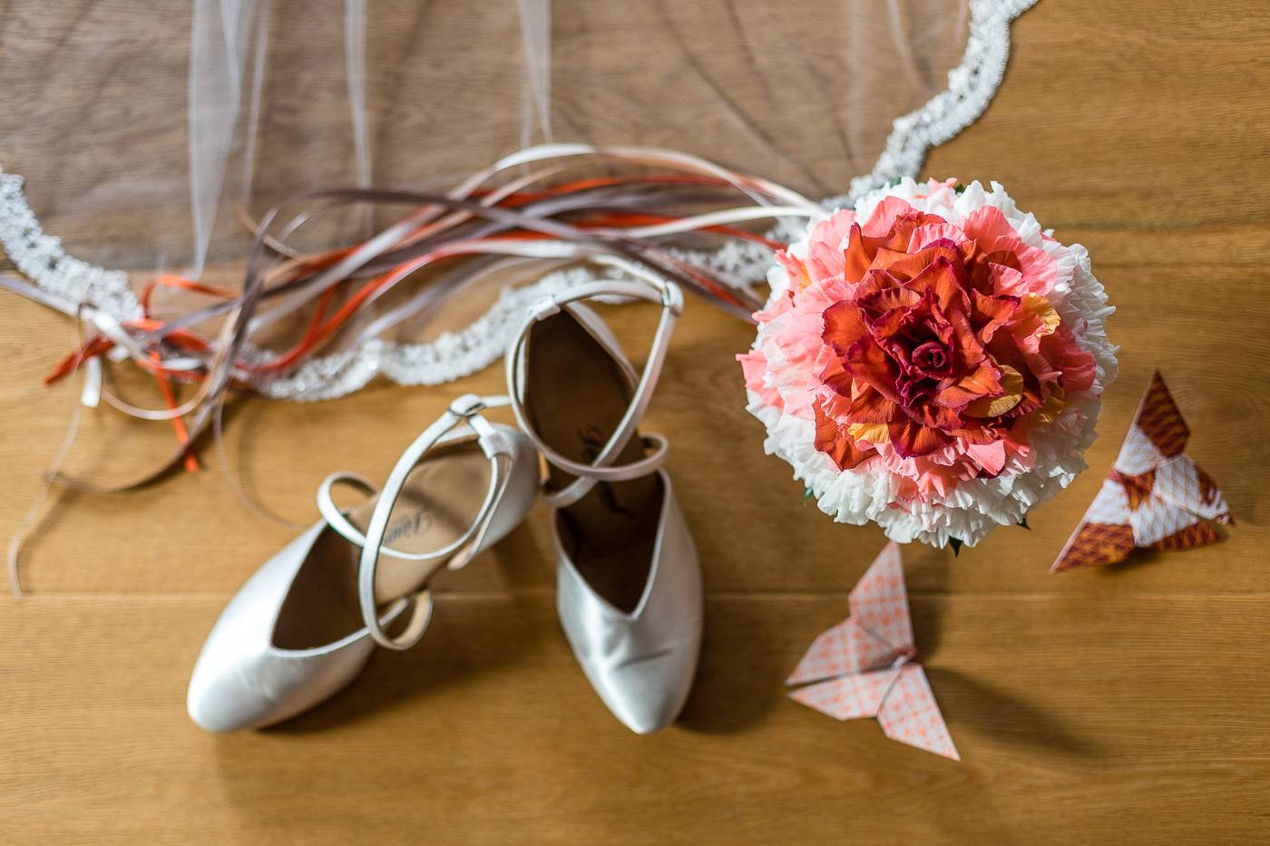 aschenputtel-hochzeitsfotograf-stilleben-braut-kramsach-tirol